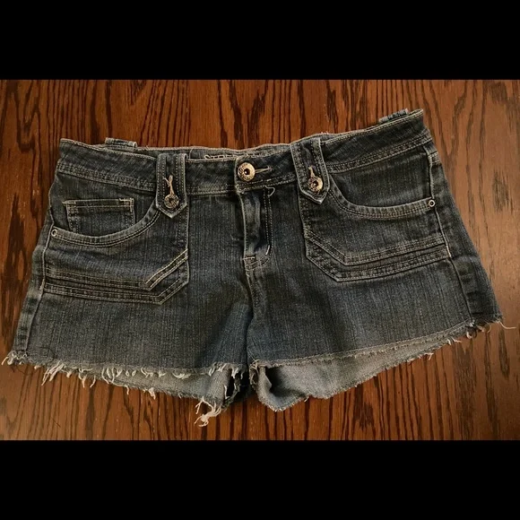 Streetwear Society Shorts - Picture 1 of 3